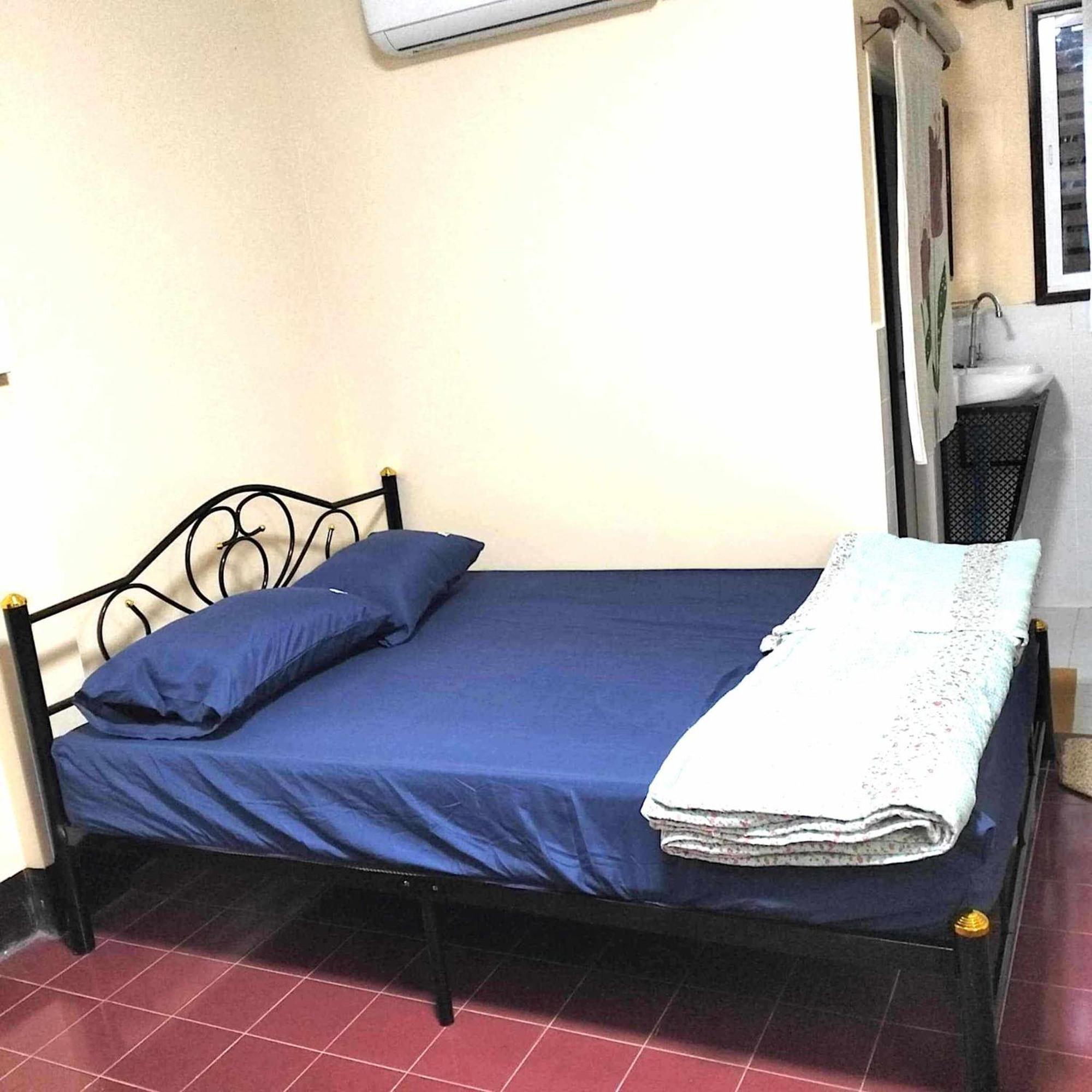 V House Hotell Phra Nakhon Si Ayutthaya Exteriör bild